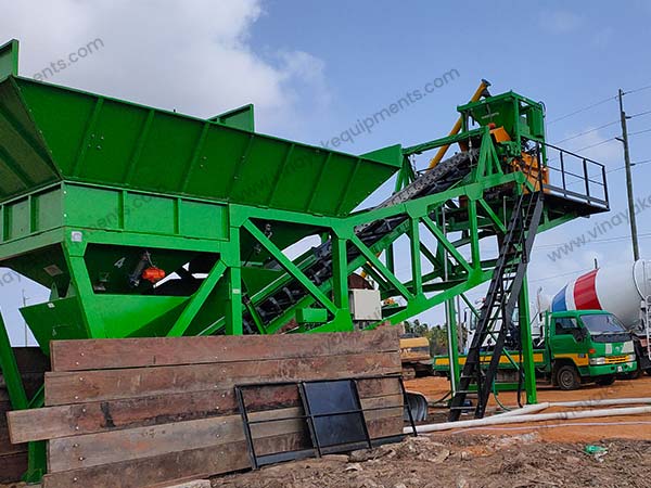 mobile concrete mixer