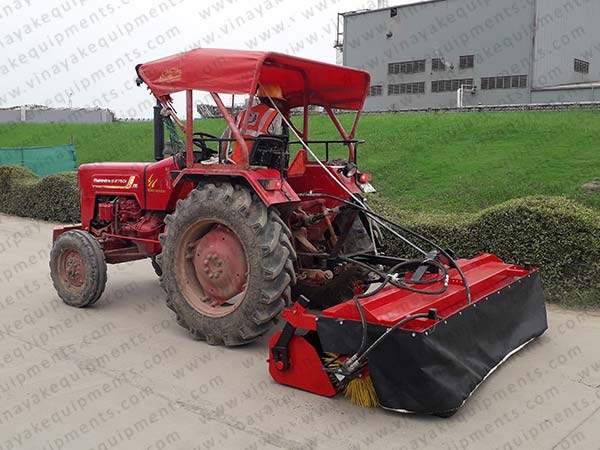 municipal road sweeping machine