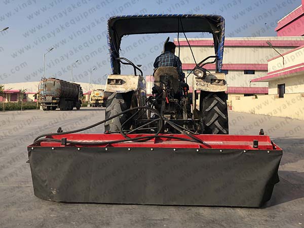 municipal road sweeping machine