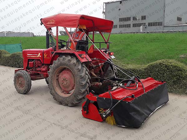 road sweeper machine