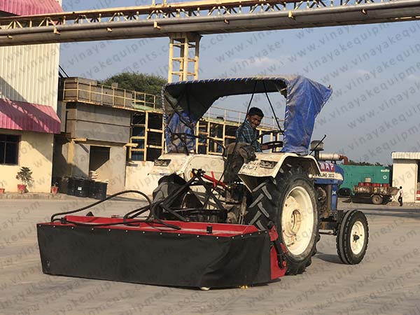 road sweeper machine